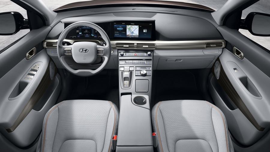 Торпедо Hyundai NEXO 2018 года  (NA) (фото 64 из 83)
